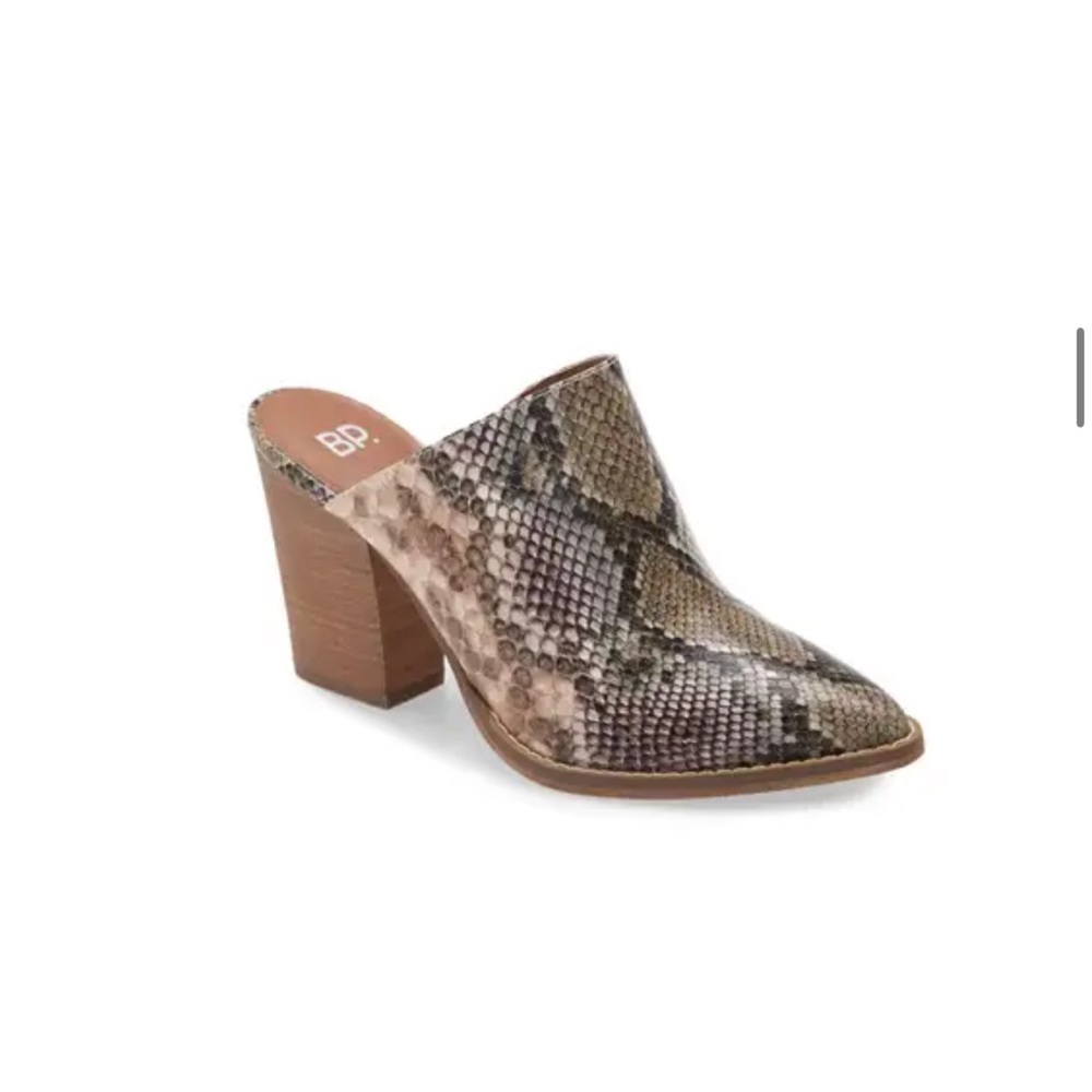 NWOT snakeskin mules